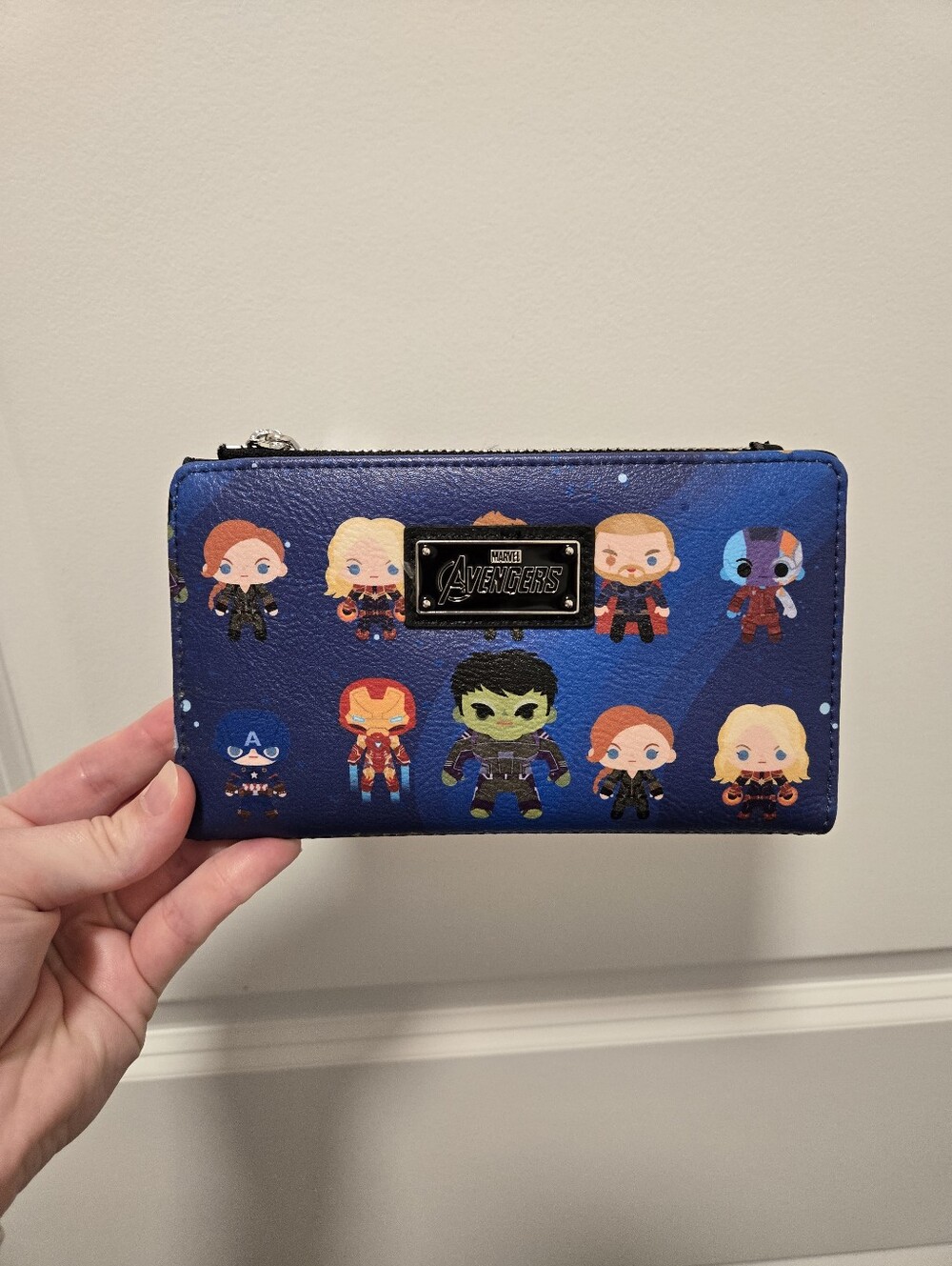 Loungefly Wallet Marvel Avengers Infinity War Credit Card Slots Zipper
